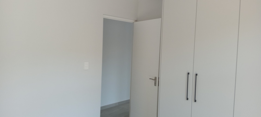 1 Bedroom Property for Sale in Table View Western Cape